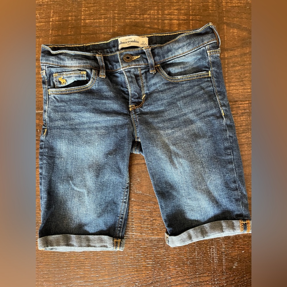 Abercrombie girls shorts, size 12